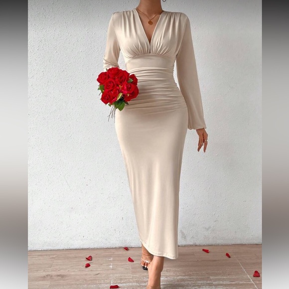 Batwing Sleeve Pleated Ruched Evening Party Dress - Picture 4 of 6